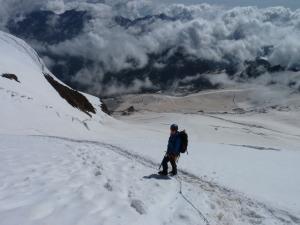 sestup ledovcem Feegletscher, zde zatím v dobré podmínce